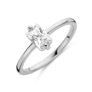 Damenring mit Zirkonia in Baguetteform